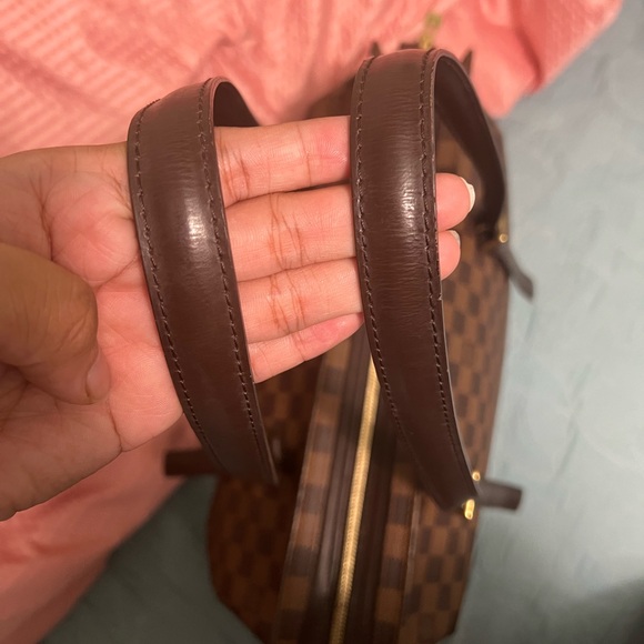 Louis Vuitton Damier Ebene Chelsea tote - Picture 11 of 17